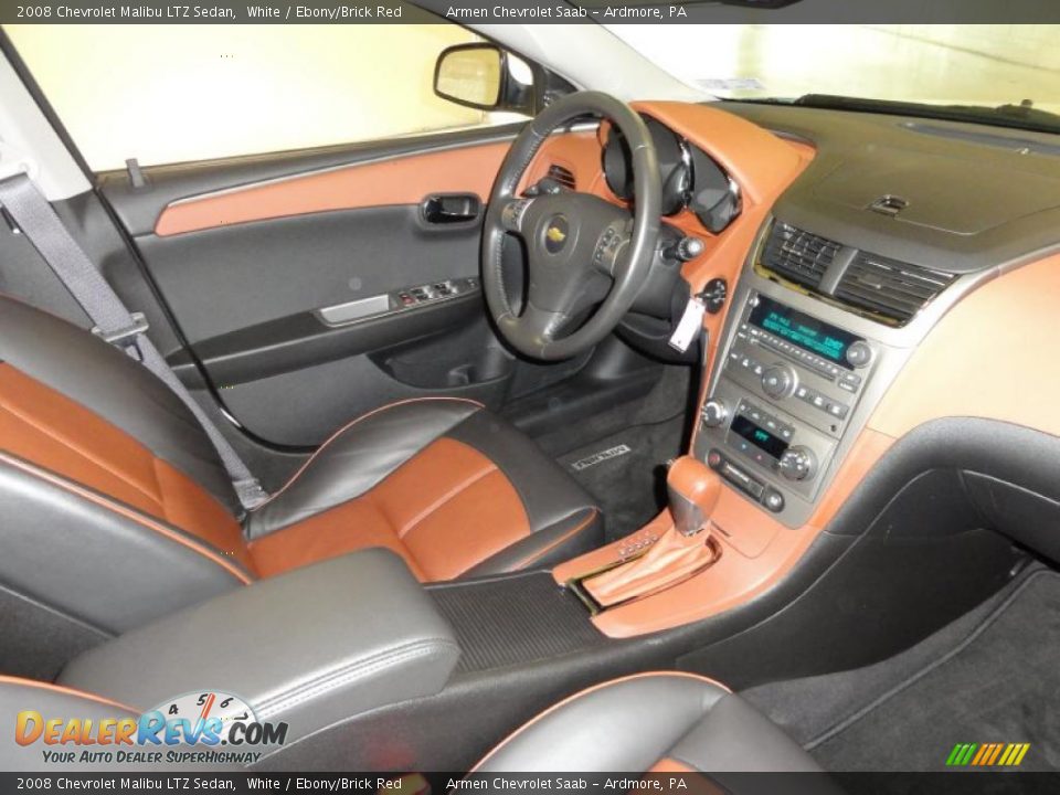2008 Chevrolet Malibu LTZ Sedan White / Ebony/Brick Red Photo #17