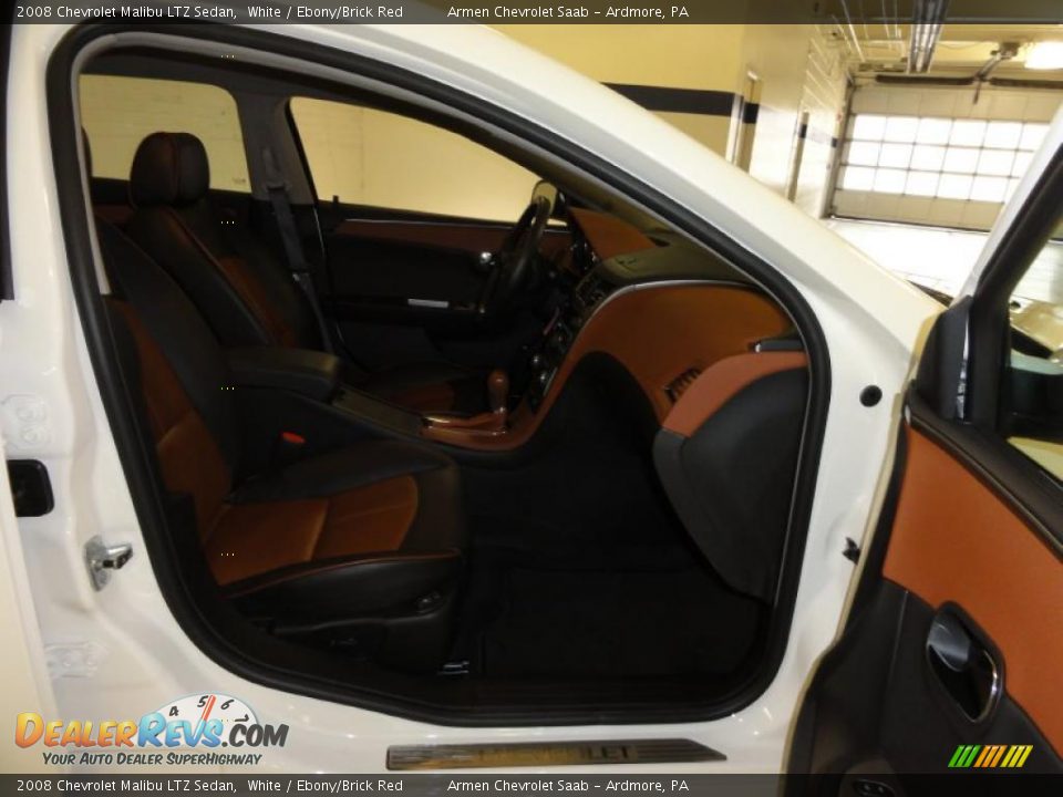 2008 Chevrolet Malibu LTZ Sedan White / Ebony/Brick Red Photo #18