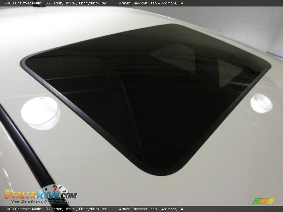 2008 Chevrolet Malibu LTZ Sedan White / Ebony/Brick Red Photo #20