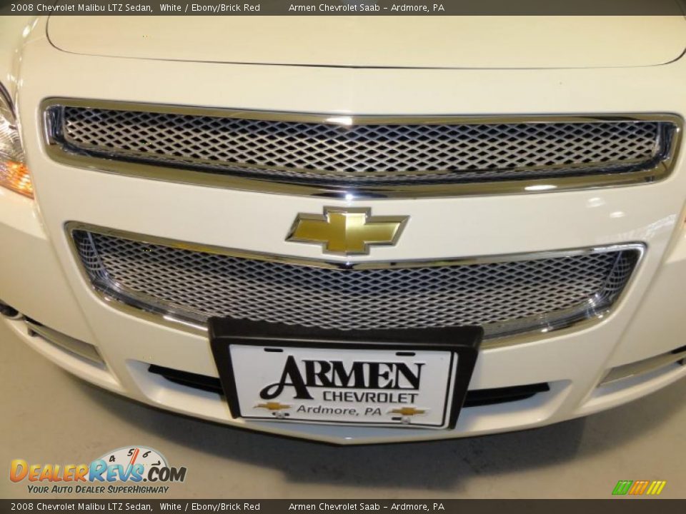 2008 Chevrolet Malibu LTZ Sedan White / Ebony/Brick Red Photo #28