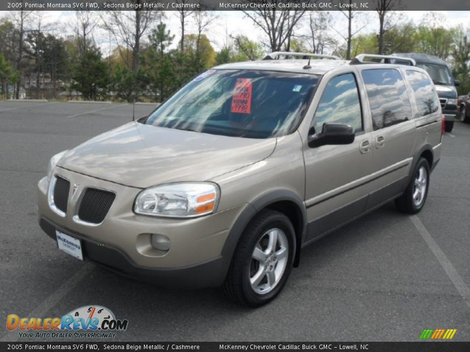 2005 Pontiac Montana SV6 FWD Sedona Beige Metallic / Cashmere Photo #1