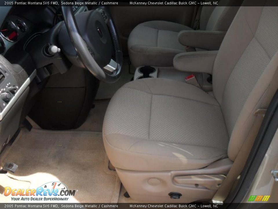 2005 Pontiac Montana SV6 FWD Sedona Beige Metallic / Cashmere Photo #8