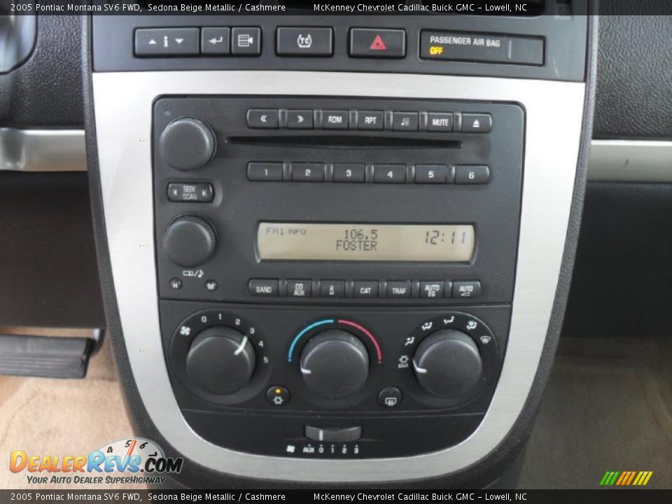 2005 Pontiac Montana SV6 FWD Sedona Beige Metallic / Cashmere Photo #11