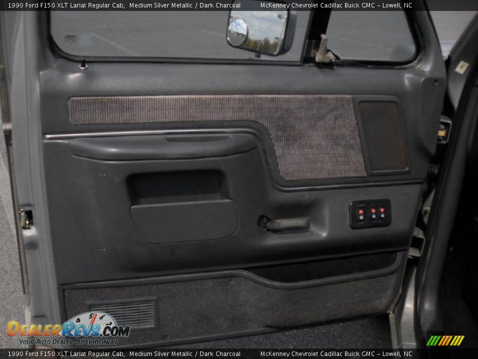 Door Panel of 1990 Ford F150 XLT Lariat Regular Cab Photo #8