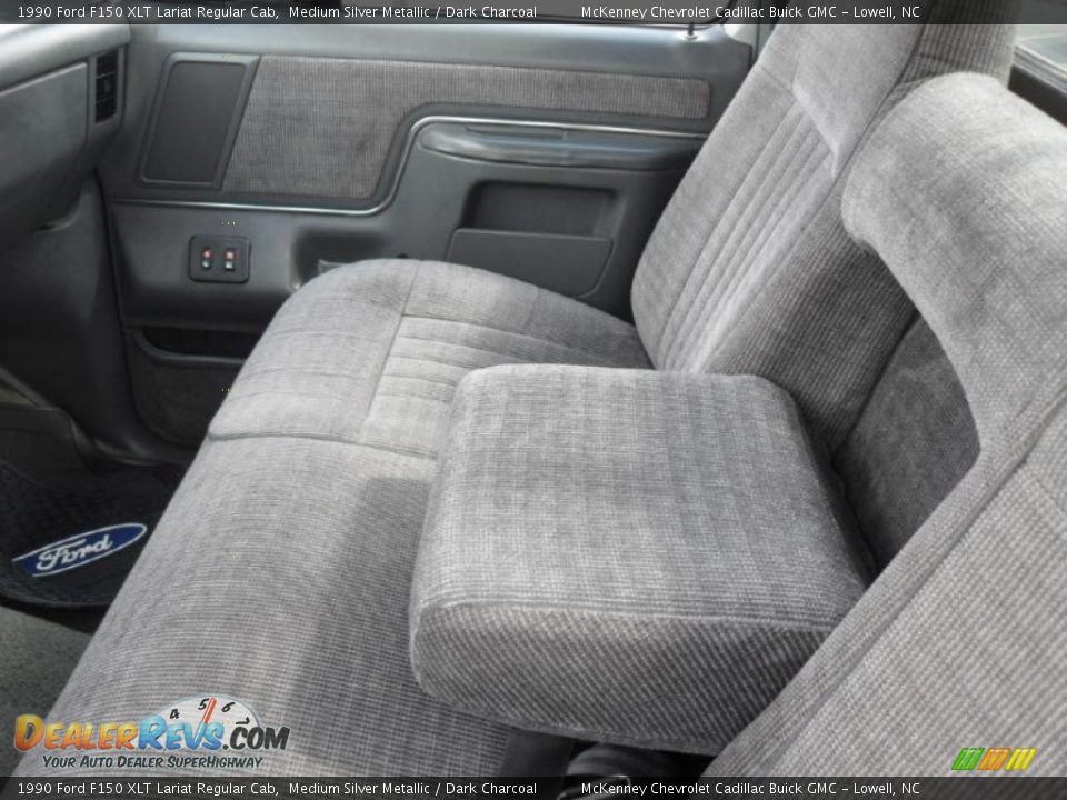 Front Seat of 1990 Ford F150 XLT Lariat Regular Cab Photo #9