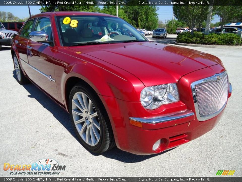 Front 3/4 View of 2008 Chrysler 300 C HEMI Photo #14