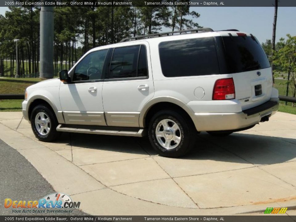 2005 Ford Expedition Eddie Bauer Oxford White / Medium Parchment Photo #6