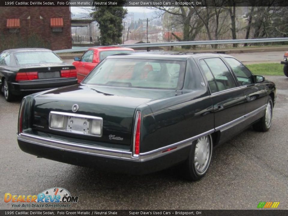 Polo Green Metallic 1996 Cadillac DeVille Sedan Photo #4