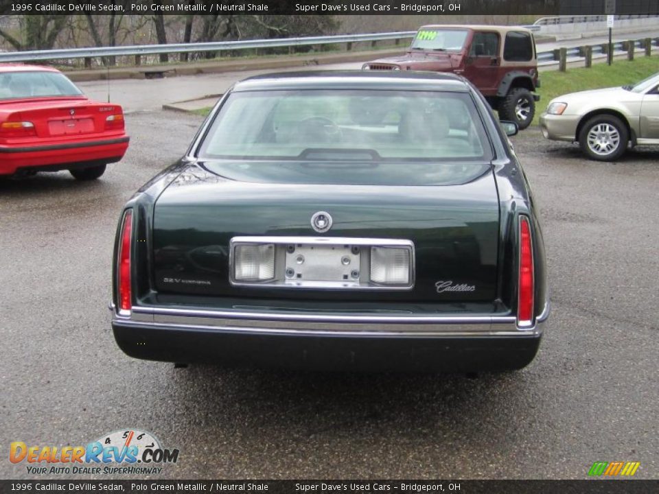 1996 Cadillac DeVille Sedan Polo Green Metallic / Neutral Shale Photo #5