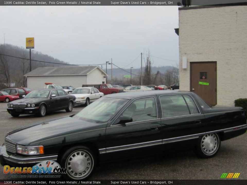1996 Cadillac DeVille Sedan Polo Green Metallic / Neutral Shale Photo #8