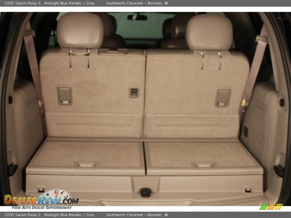 2005 Saturn Relay 3 Midnight Blue Metallic / Grey Photo #9
