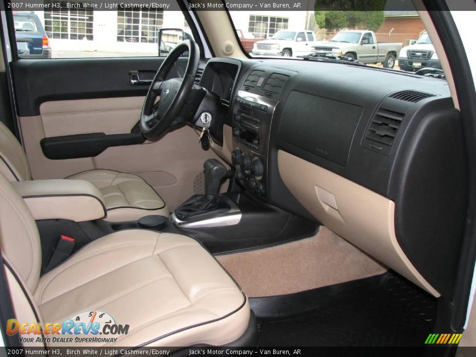 2007 Hummer H3 Birch White / Light Cashmere/Ebony Photo #10