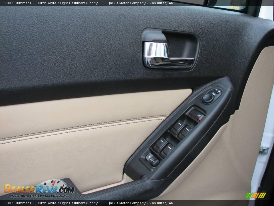 2007 Hummer H3 Birch White / Light Cashmere/Ebony Photo #17