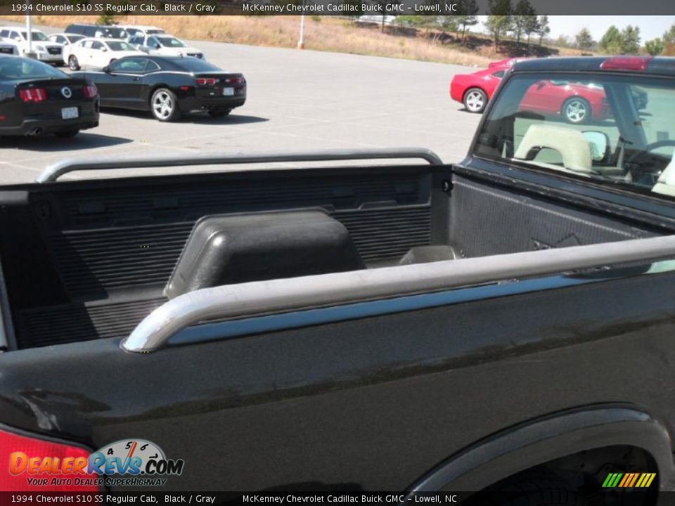 1994 Chevrolet S10 SS Regular Cab Black / Gray Photo #17