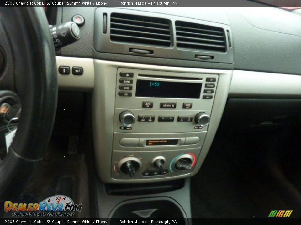 Controls of 2006 Chevrolet Cobalt SS Coupe Photo #9