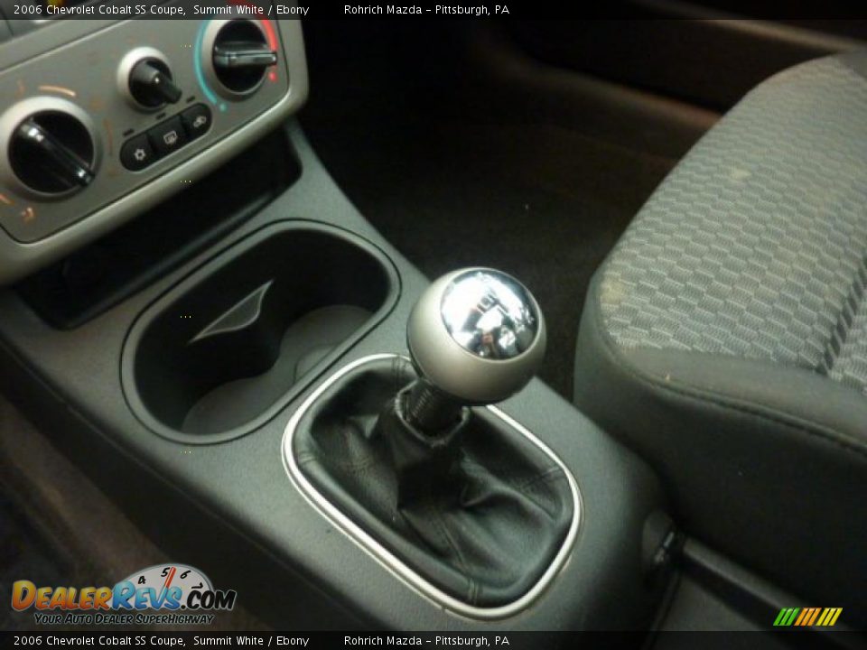 2006 Chevrolet Cobalt SS Coupe Shifter Photo #15