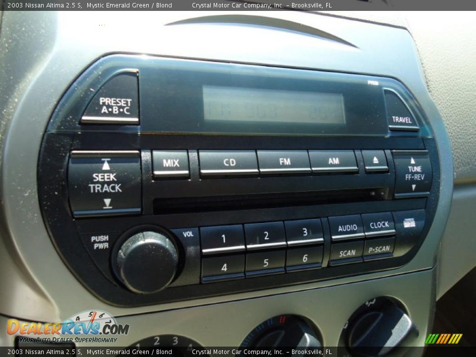 2003 Nissan Altima 2.5 S Mystic Emerald Green / Blond Photo #31