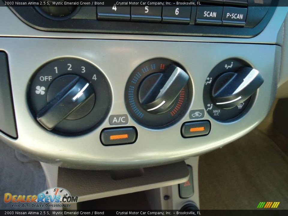 2003 Nissan Altima 2.5 S Mystic Emerald Green / Blond Photo #32