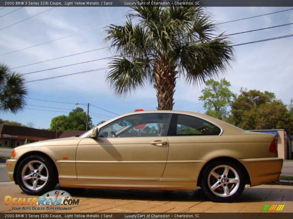 Light Yellow Metallic 2000 BMW 3 Series 328i Coupe Photo #4