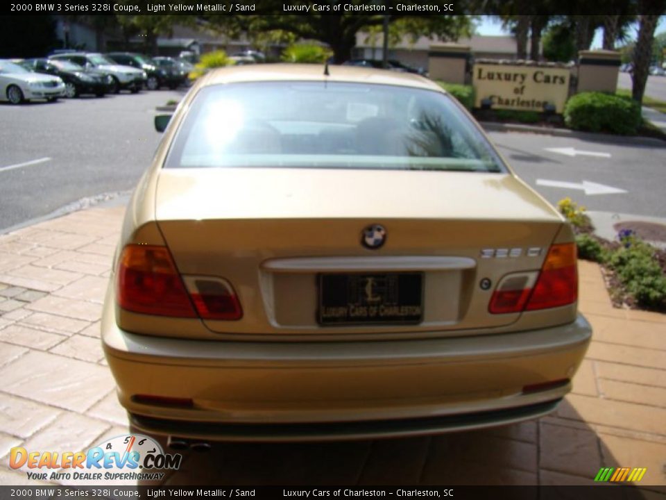 2000 BMW 3 Series 328i Coupe Light Yellow Metallic / Sand Photo #6