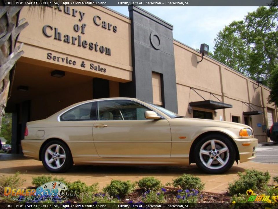 2000 BMW 3 Series 328i Coupe Light Yellow Metallic / Sand Photo #8