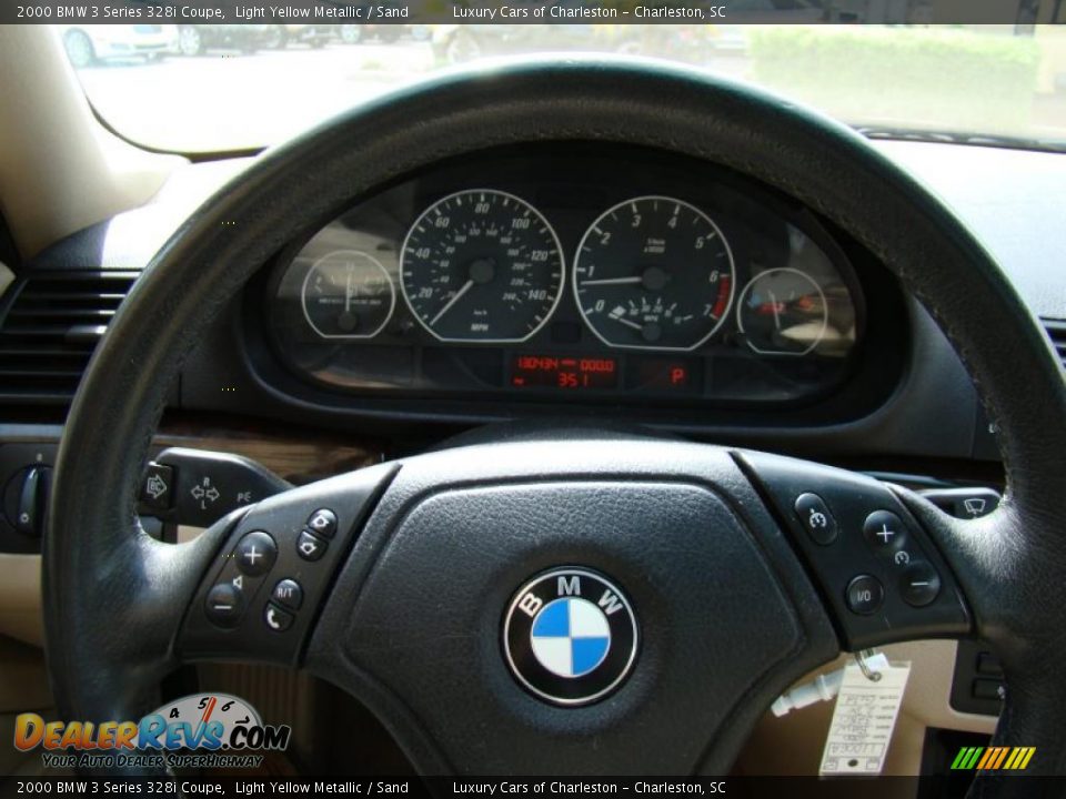 2000 BMW 3 Series 328i Coupe Light Yellow Metallic / Sand Photo #22