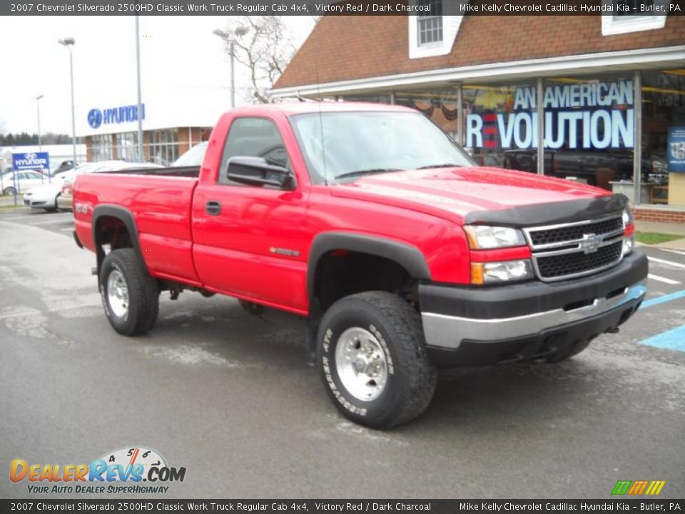 2007 Chevrolet Silverado 2500HD Classic Work Truck Regular Cab 4x4 Victory Red / Dark Charcoal Photo #1