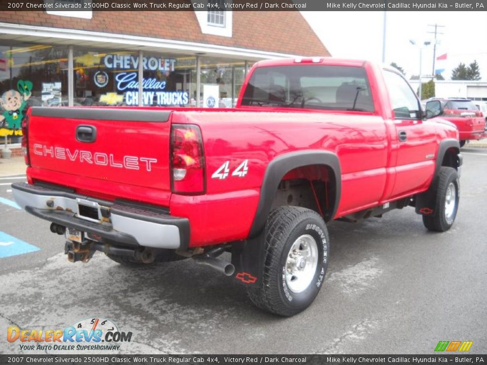 2007 Chevrolet Silverado 2500HD Classic Work Truck Regular Cab 4x4 Victory Red / Dark Charcoal Photo #3