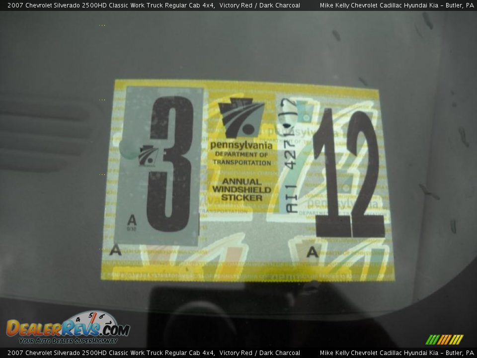 2007 Chevrolet Silverado 2500HD Classic Work Truck Regular Cab 4x4 Victory Red / Dark Charcoal Photo #13