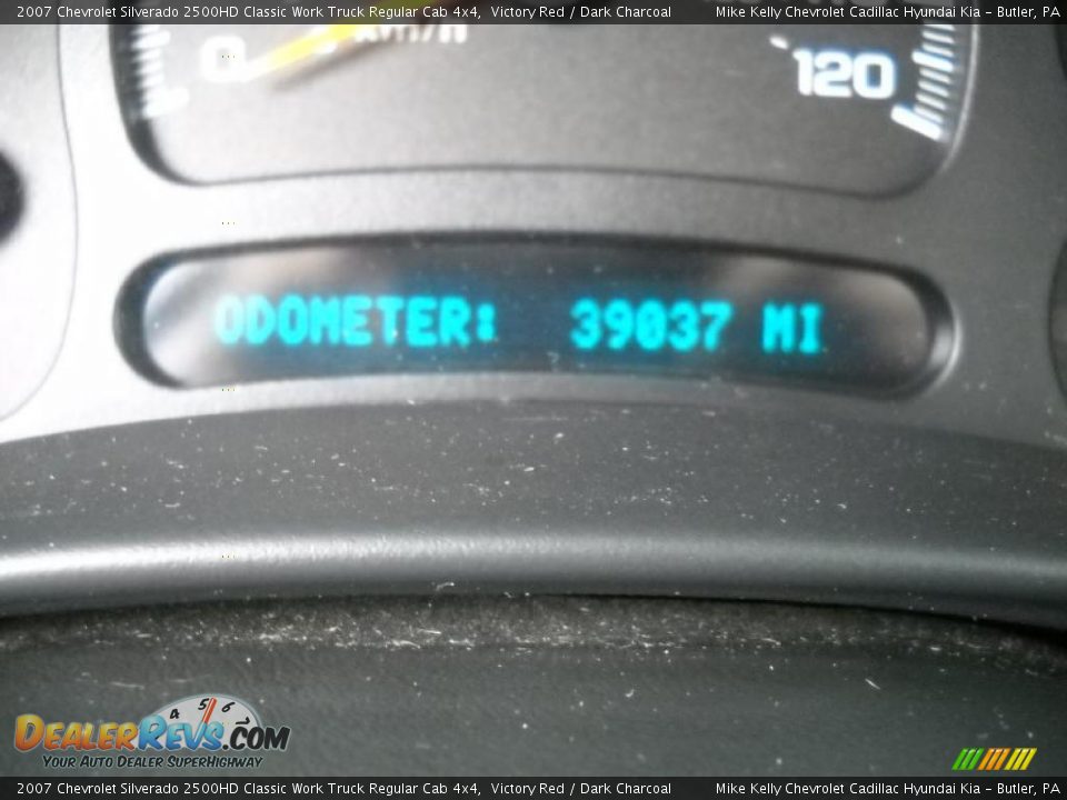 2007 Chevrolet Silverado 2500HD Classic Work Truck Regular Cab 4x4 Victory Red / Dark Charcoal Photo #20