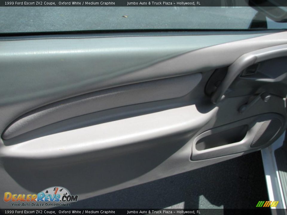 1999 Ford Escort ZX2 Coupe Oxford White / Medium Graphite Photo #20