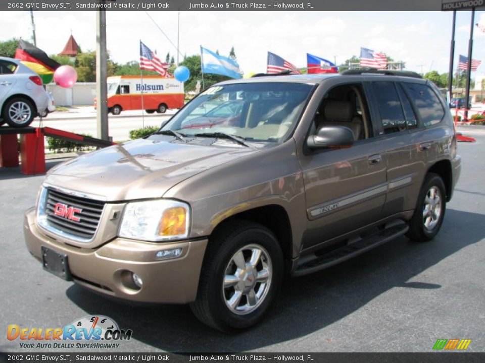 2002 GMC Envoy SLT Sandalwood Metallic / Light Oak Photo #5