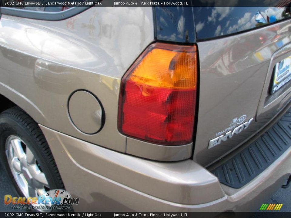 2002 GMC Envoy SLT Sandalwood Metallic / Light Oak Photo #8