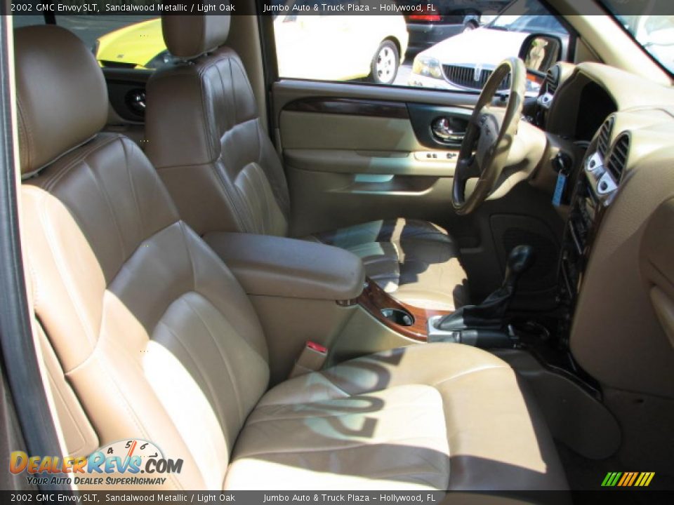 2002 GMC Envoy SLT Sandalwood Metallic / Light Oak Photo #16