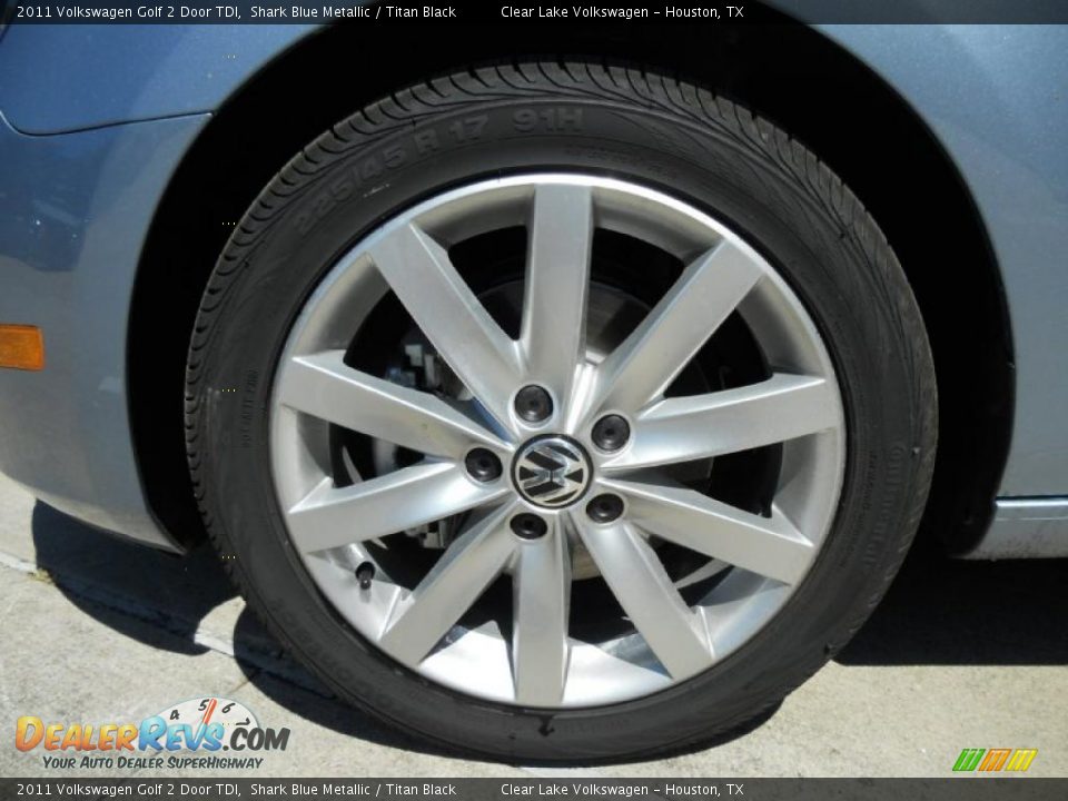 2011 Volkswagen Golf 2 Door TDI Wheel Photo #9