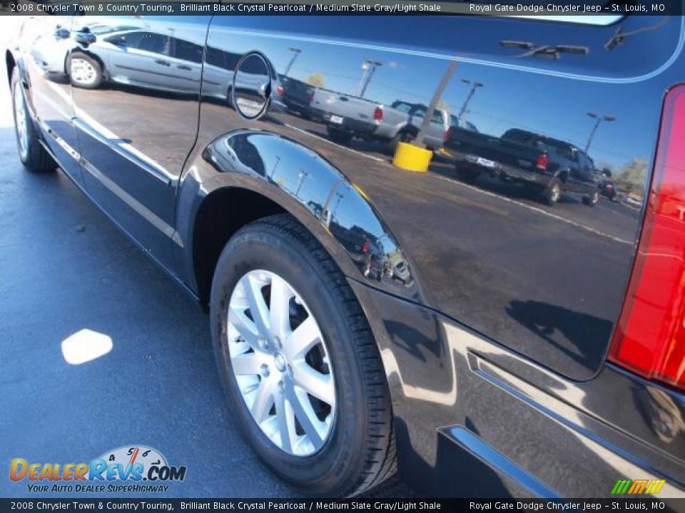 2008 Chrysler Town & Country Touring Brilliant Black Crystal Pearlcoat / Medium Slate Gray/Light Shale Photo #4