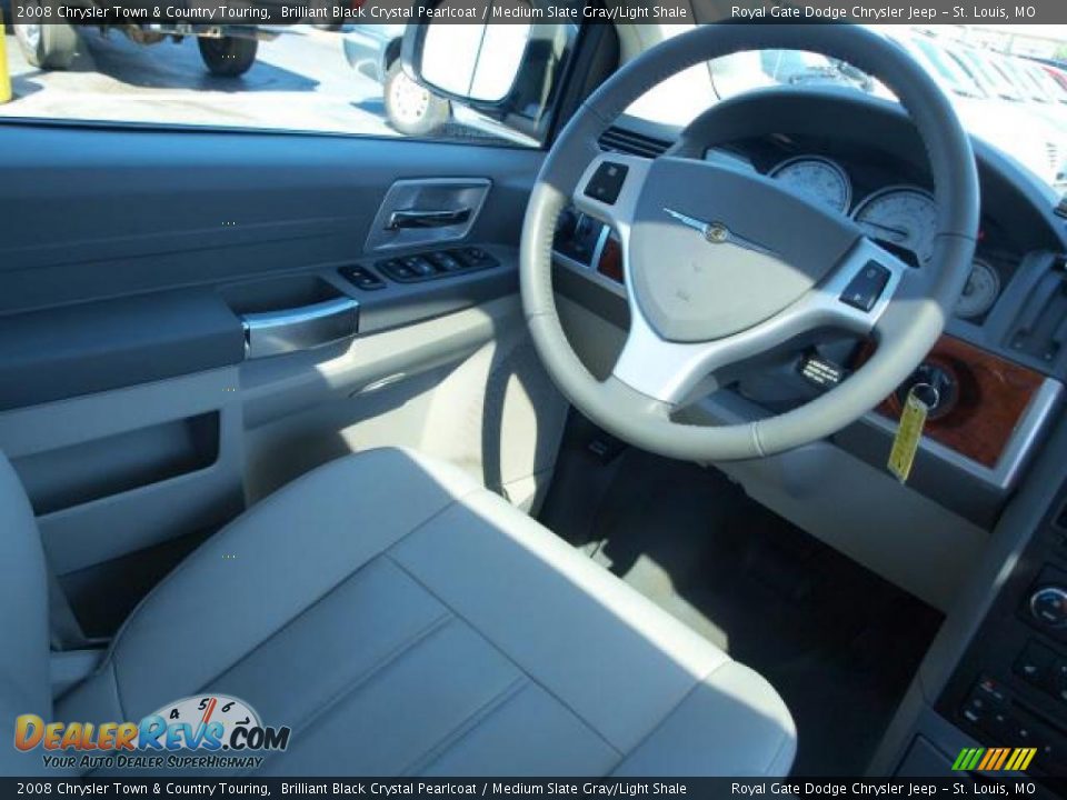 2008 Chrysler Town & Country Touring Brilliant Black Crystal Pearlcoat / Medium Slate Gray/Light Shale Photo #11