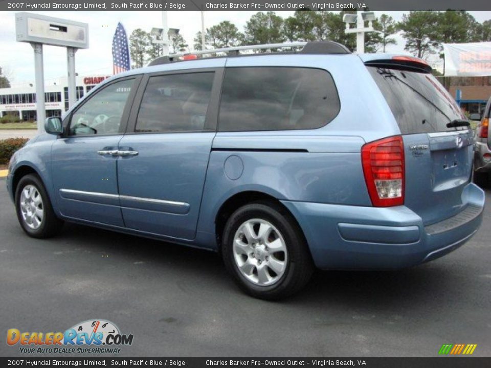 2007 Hyundai Entourage Limited South Pacific Blue / Beige Photo #5