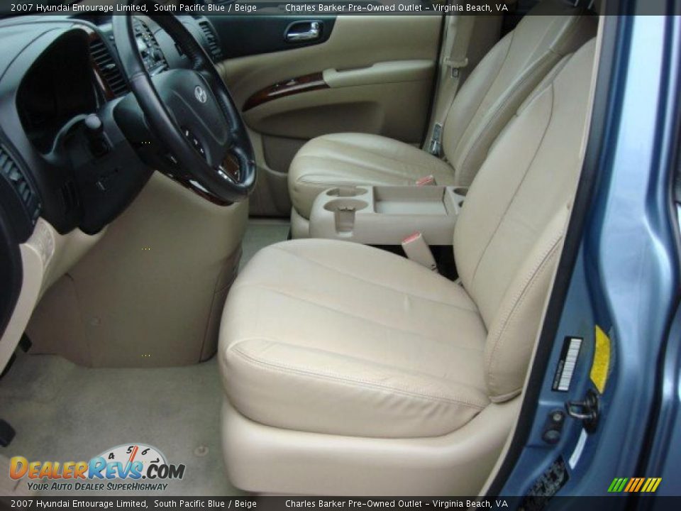 2007 Hyundai Entourage Limited South Pacific Blue / Beige Photo #8