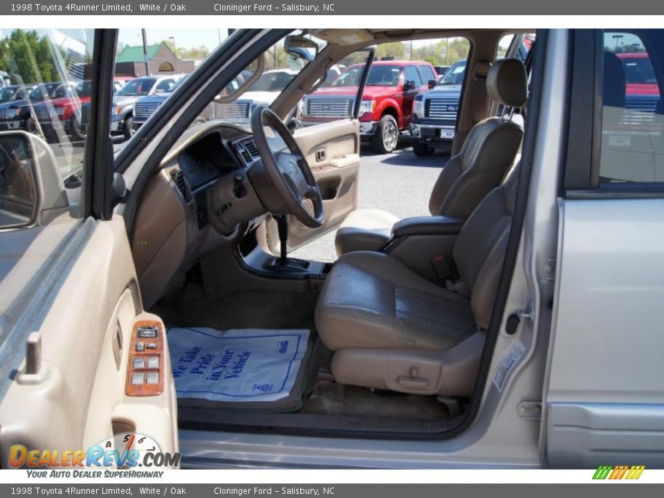 1998 Toyota 4Runner Limited White / Oak Photo #8