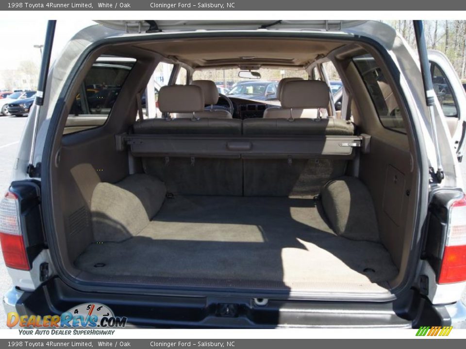 1998 Toyota 4Runner Limited White / Oak Photo #11
