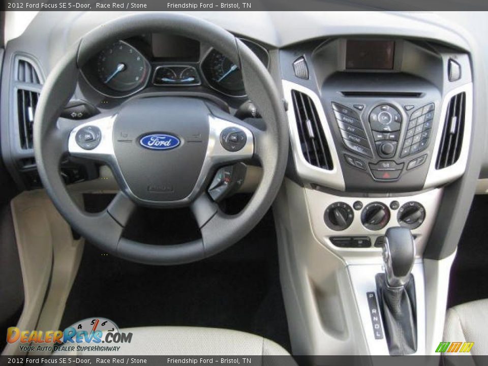 Dashboard of 2012 Ford Focus SE 5-Door Photo #22