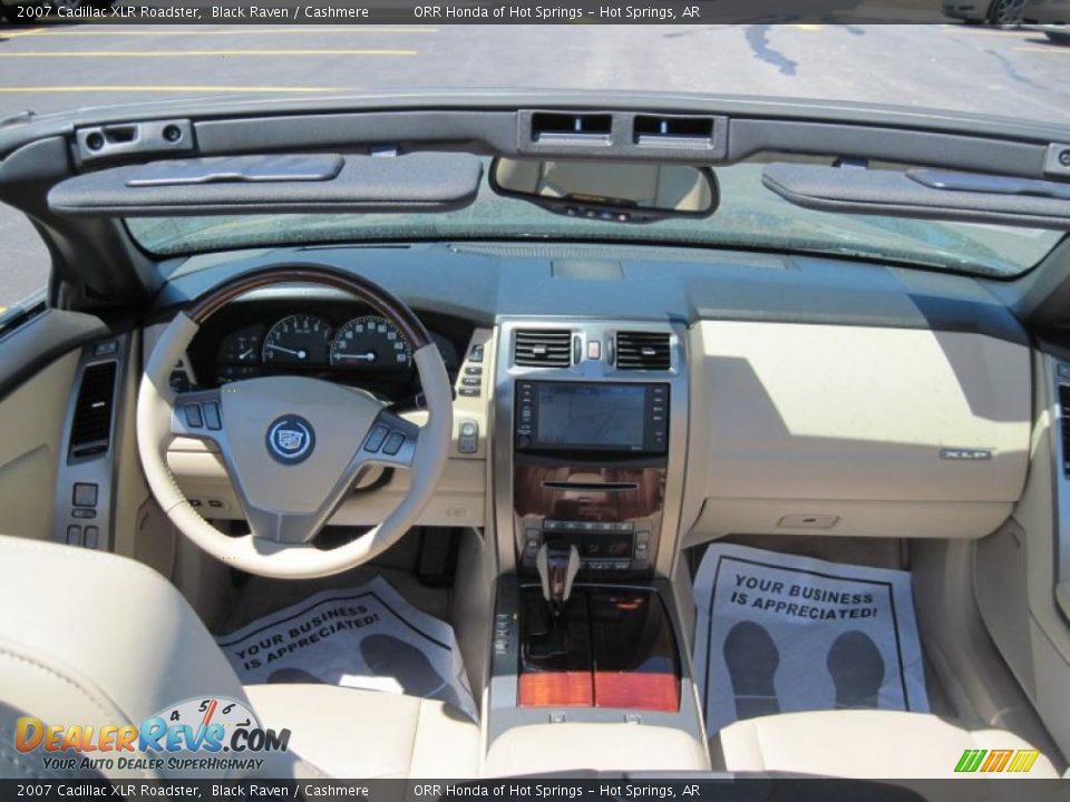 2007 Cadillac XLR Roadster Black Raven / Cashmere Photo #14