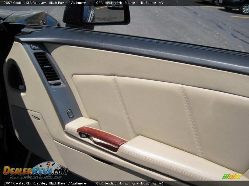 2007 Cadillac XLR Roadster Black Raven / Cashmere Photo #16