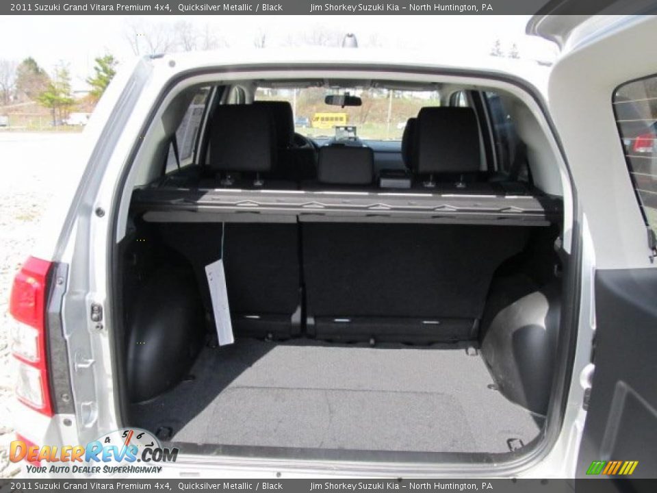 2011 Suzuki Grand Vitara Premium 4x4 Quicksilver Metallic / Black Photo #13