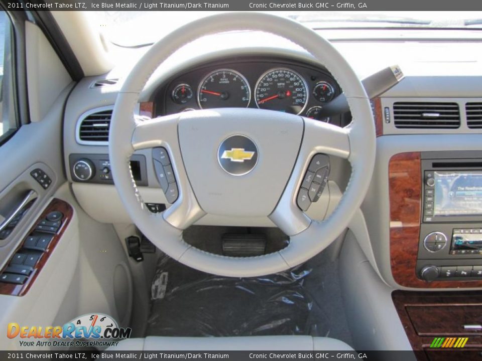 2011 Chevrolet Tahoe LTZ Steering Wheel Photo #16