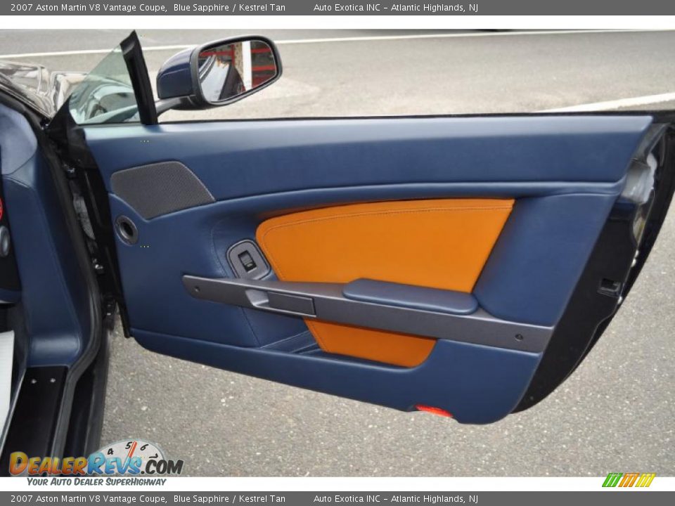 Door Panel of 2007 Aston Martin V8 Vantage Coupe Photo #27