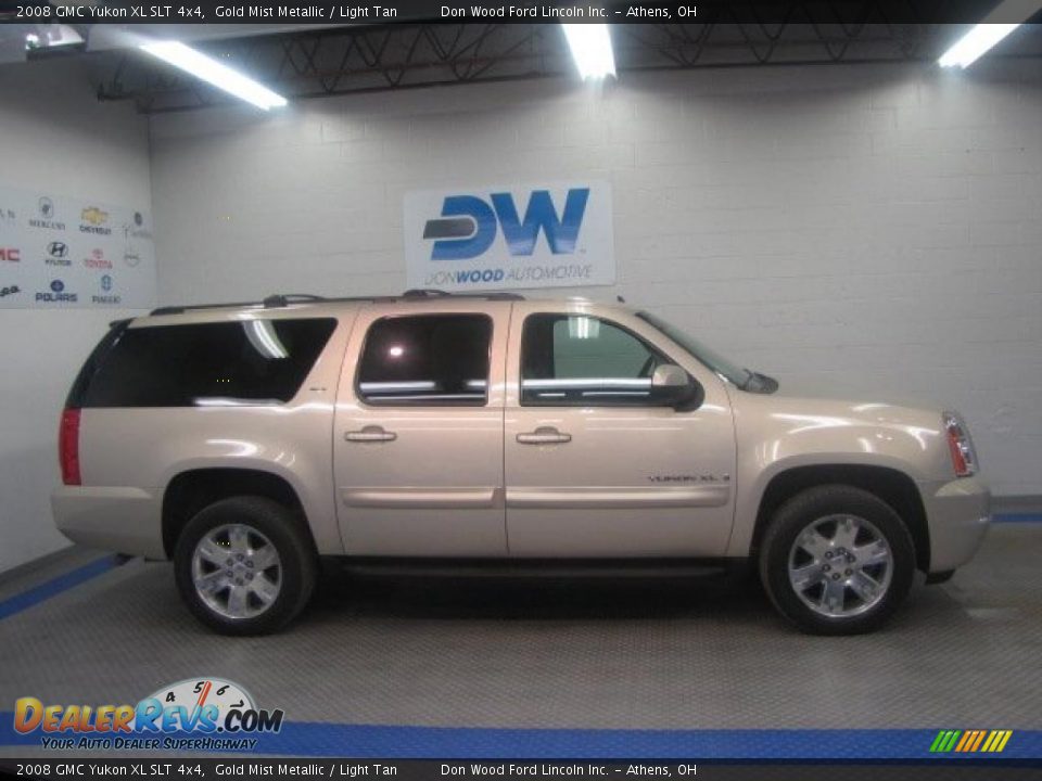 2008 GMC Yukon XL SLT 4x4 Gold Mist Metallic / Light Tan Photo #6