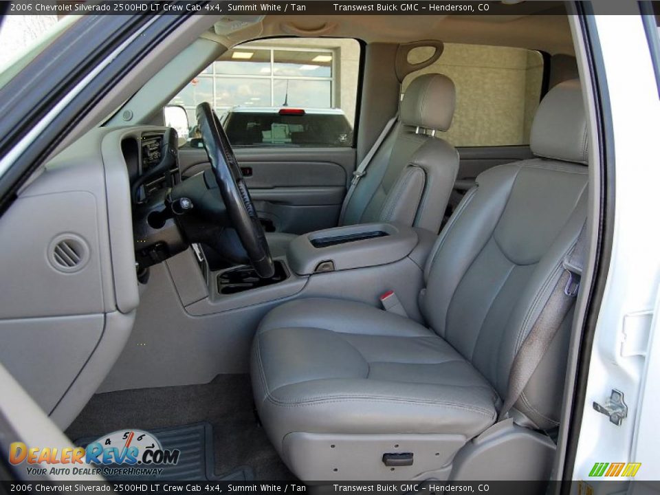 Tan Interior - 2006 Chevrolet Silverado 2500HD LT Crew Cab 4x4 Photo #15