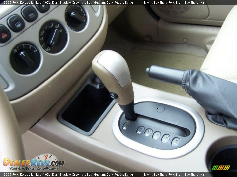2005 Ford Escape Limited 4WD Shifter Photo #11